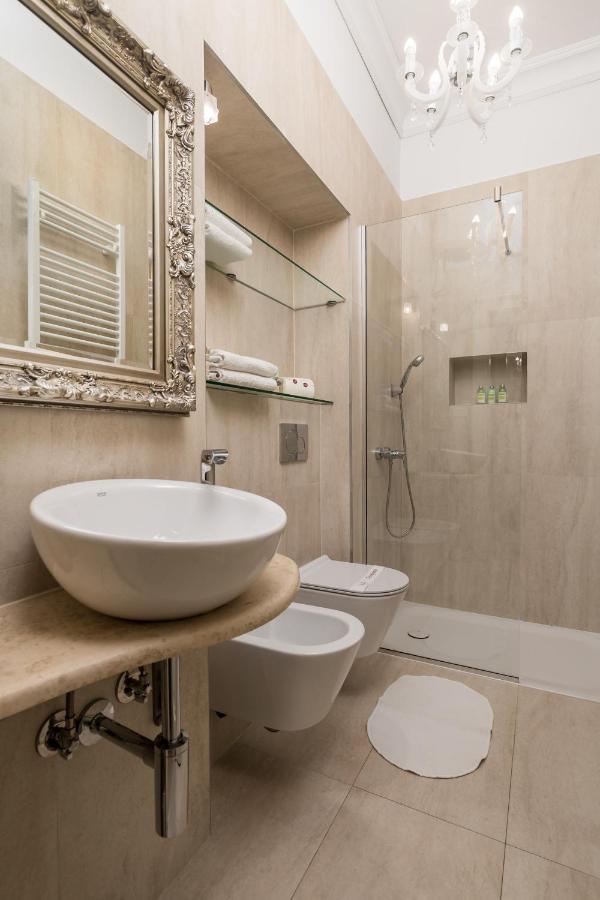 Villa Sokol Apartments Opatija Center Kültér fotó