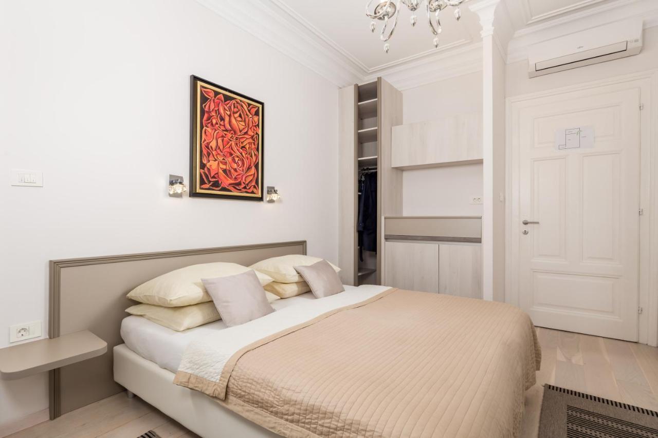 Villa Sokol Apartments Opatija Center Kültér fotó
