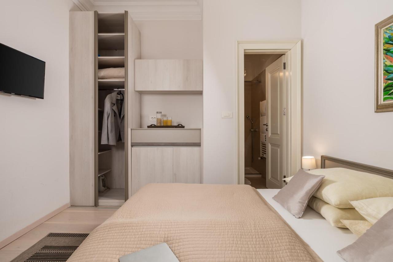 Villa Sokol Apartments Opatija Center Kültér fotó