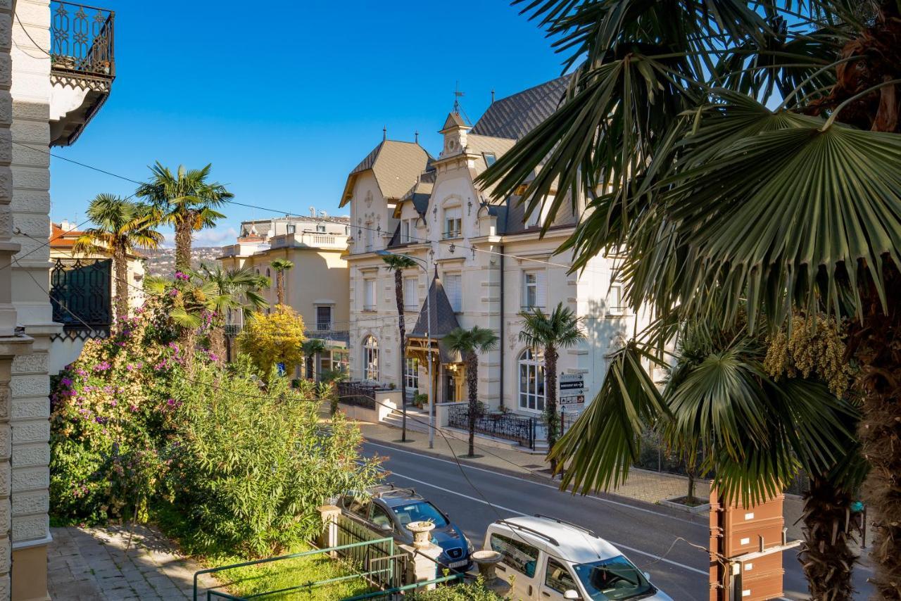 Villa Sokol Apartments Opatija Center Kültér fotó