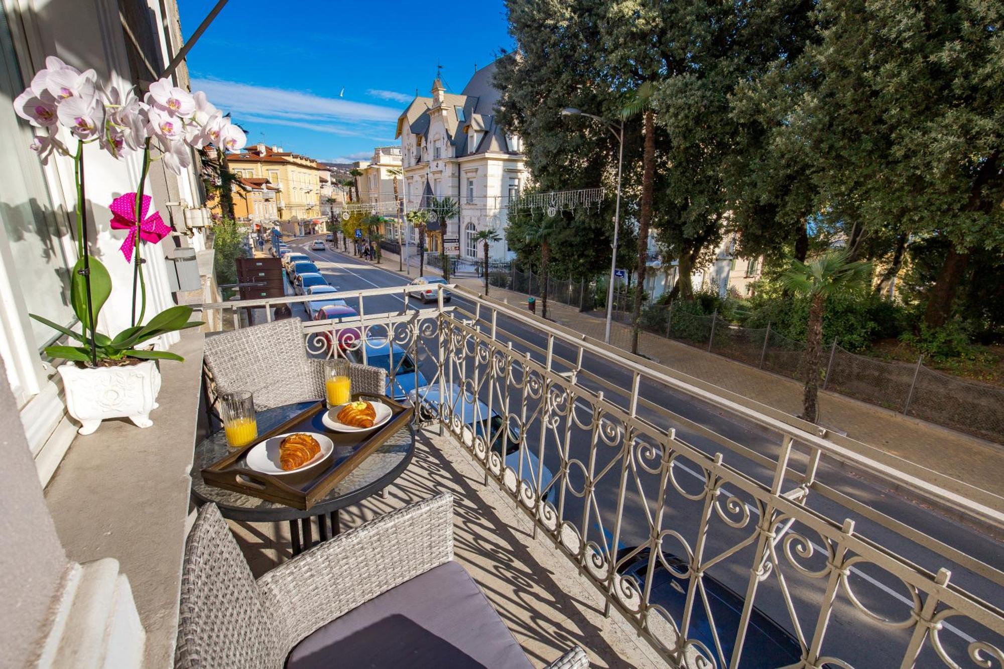 Villa Sokol Apartments Opatija Center Szoba fotó